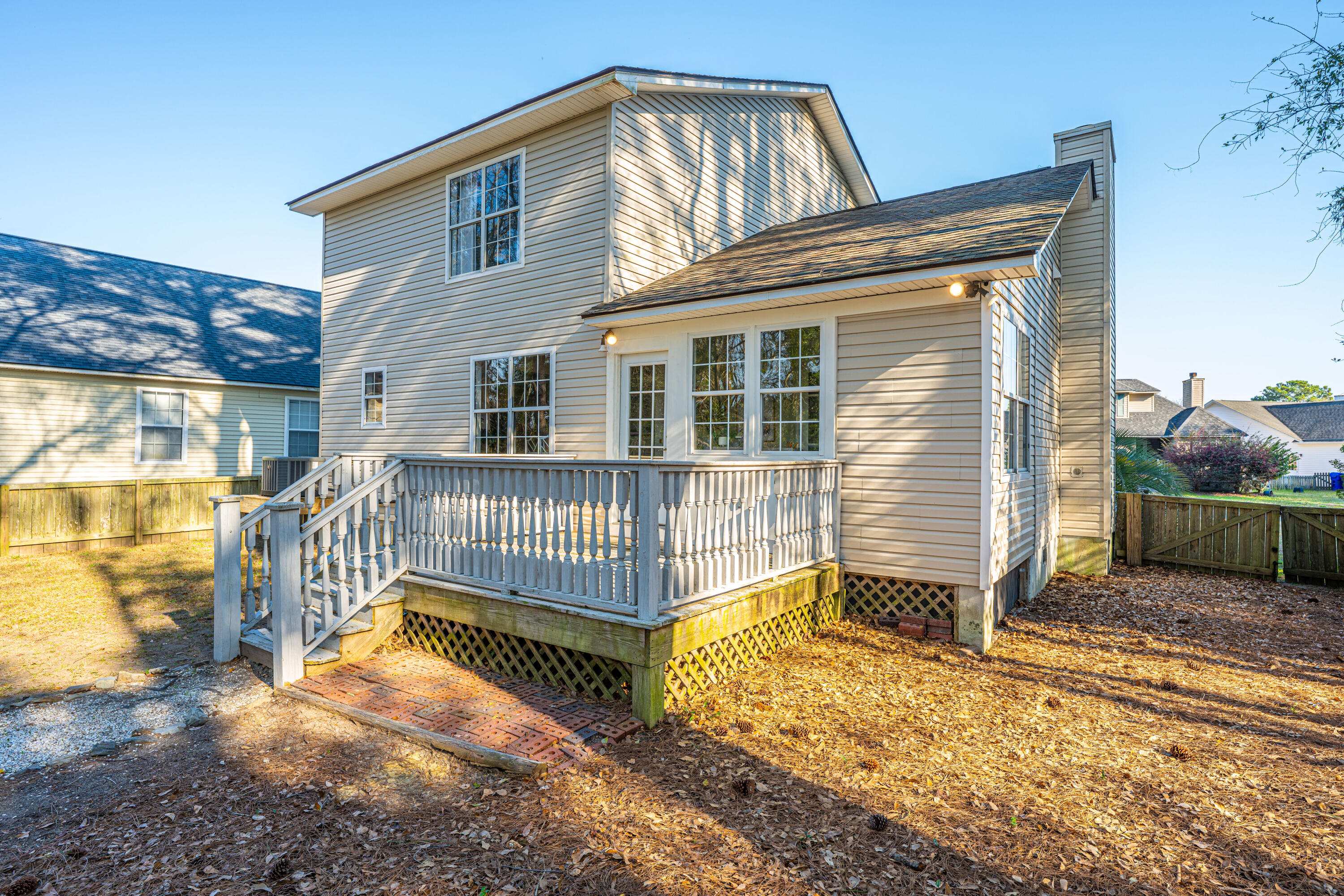 1253 Lakefront Drive Charleston, SC 29412 - Photo 25 of 47 1253LakefrontDr040