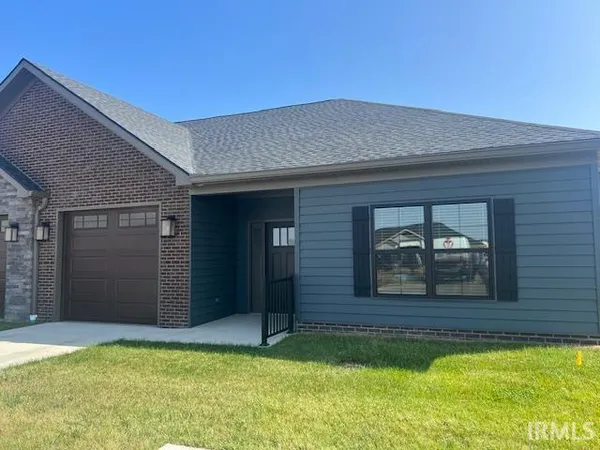 $1,995 | 3838 High Pointe Drive, Newburgh, IN 47630