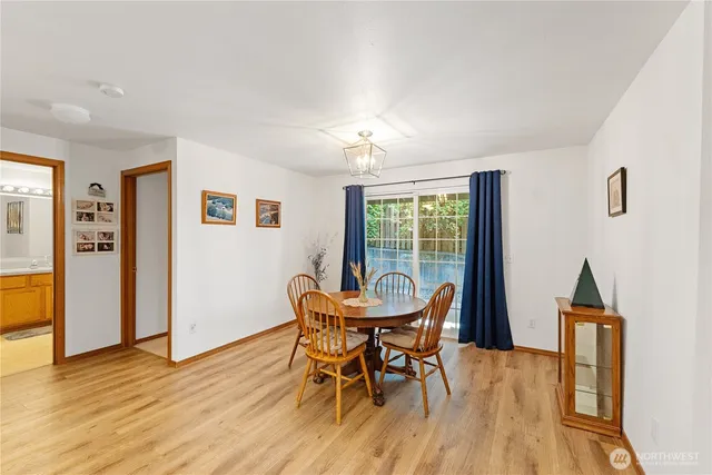 $399,000 | 820 North 8th Street, Unit A, Mount Vernon, WA 98273