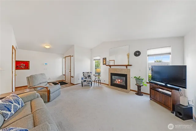 $399,000 | 820 North 8th Street, Unit A, Mount Vernon, WA 98273