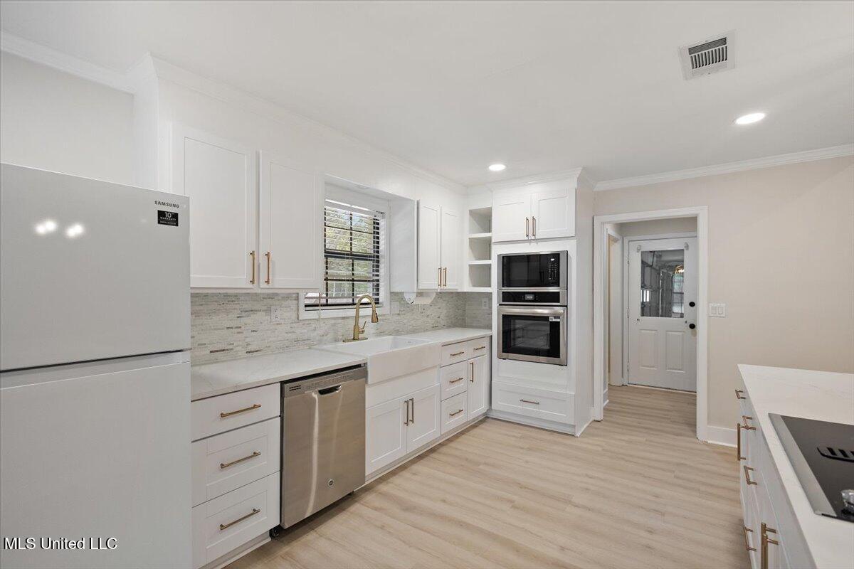 313 Busick Well Road Brandon, MS 39042 - Photo 13 of 55 14-3HTP7476