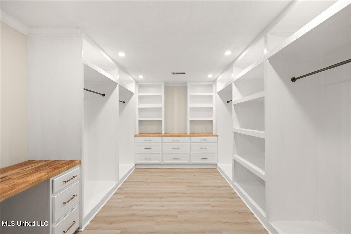 313 Busick Well Road Brandon, MS 39042 - Photo 22 of 55 Primary Closet