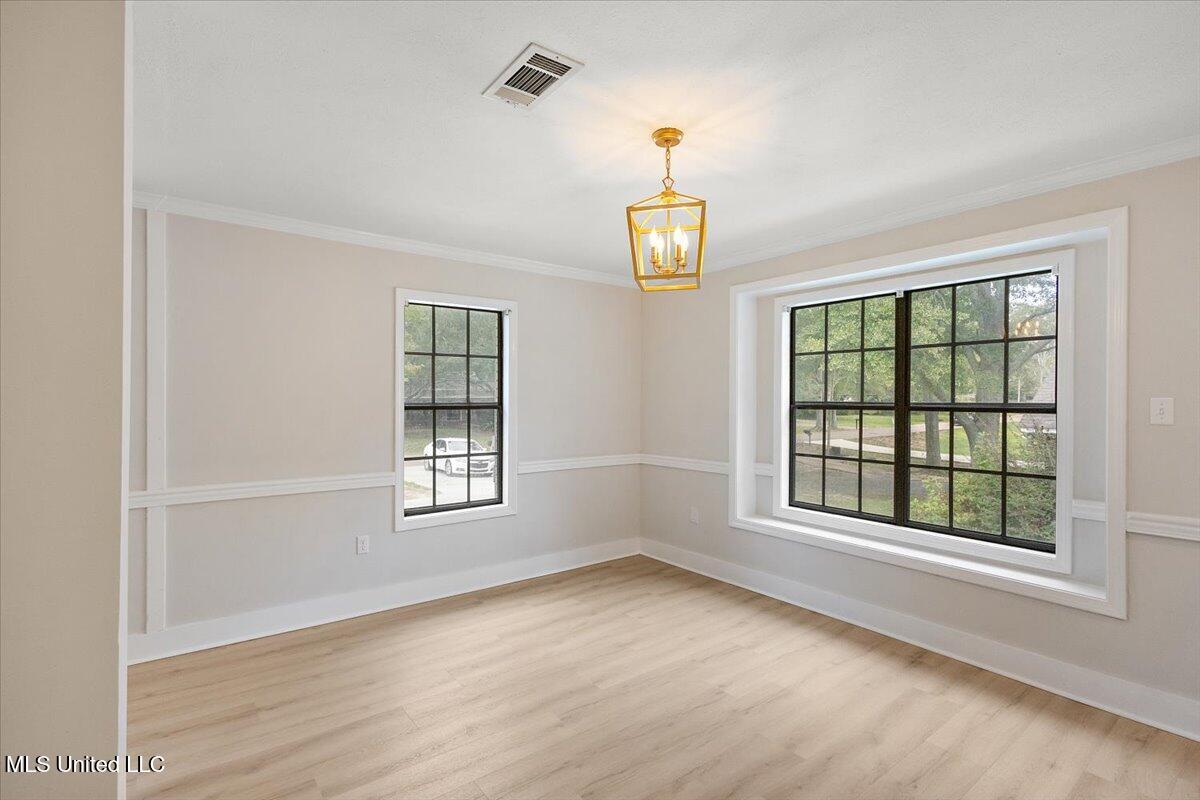313 Busick Well Road Brandon, MS 39042 - Photo 10 of 55 Dining Room