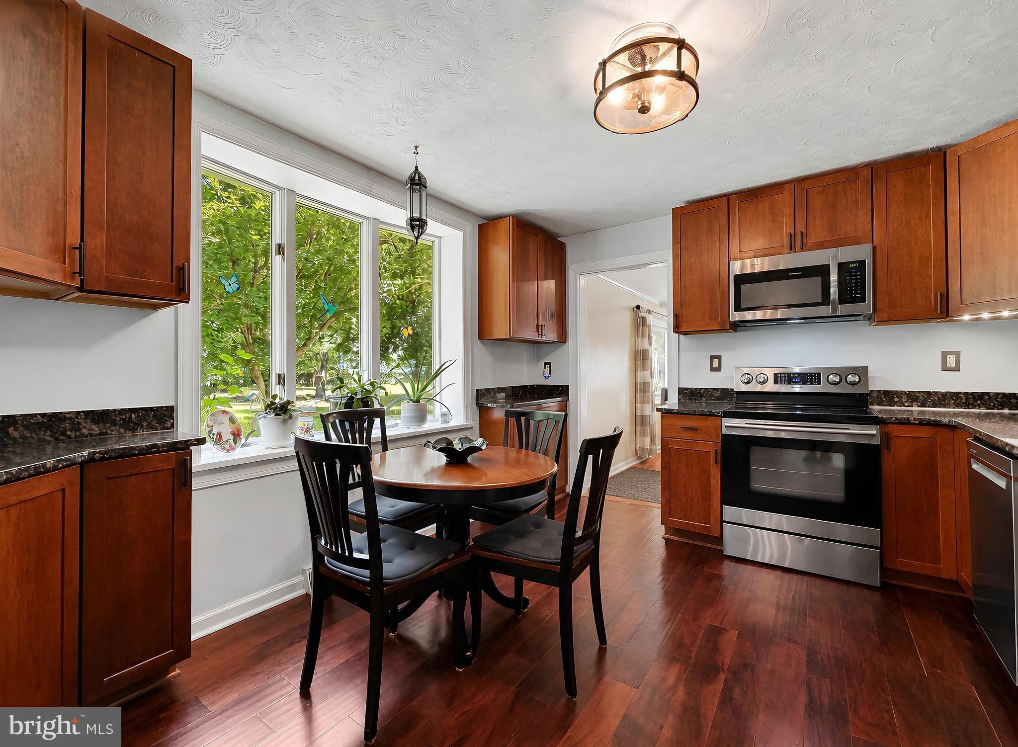 17773 Piney Point Road Piney Point, MD 20674 - Photo 12 of 67 Large eat in style Kitchen