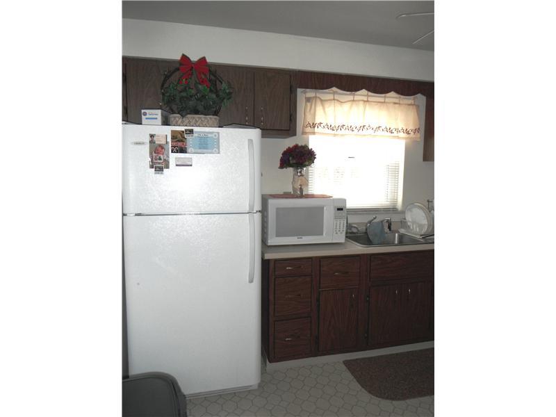 4169 Battle Ridge Road McDonald, PA 15057 - Photo 9 of 18 Kitchen.