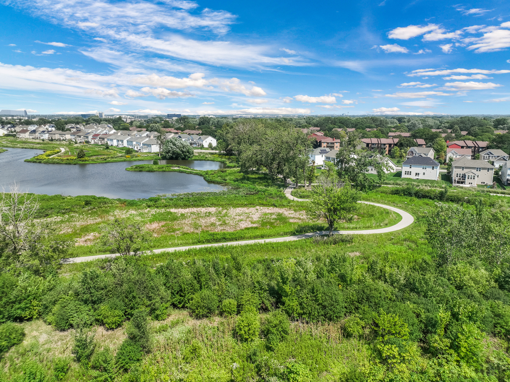 2518 Golf Ridge Circle, Unit 2518 Naperville, IL 60563 - Photo 25 of 25 a view of a city