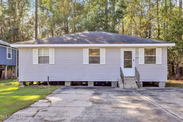 $65,000 | 6013 Pine Street, Pearlington, MS 39572