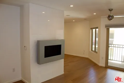 $3,350 | 141 South Clark Drive, Unit 419, West Hollywood, CA 90048