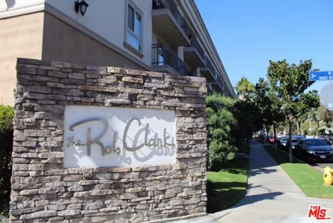 $3,350 | 141 South Clark Drive, Unit 419, West Hollywood, CA 90048