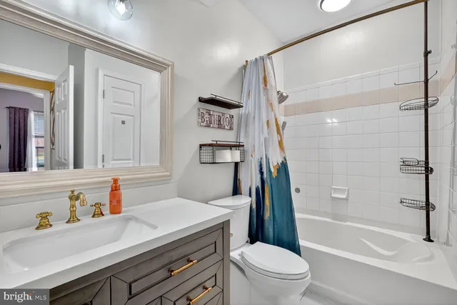 a view of a house with swimming pool