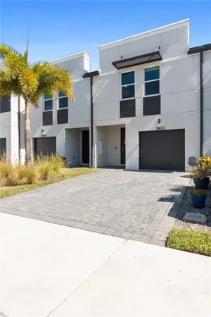 $345,000 | 3921 Southeast Mentmore Lane, Unit 3838, Stuart, FL 34997