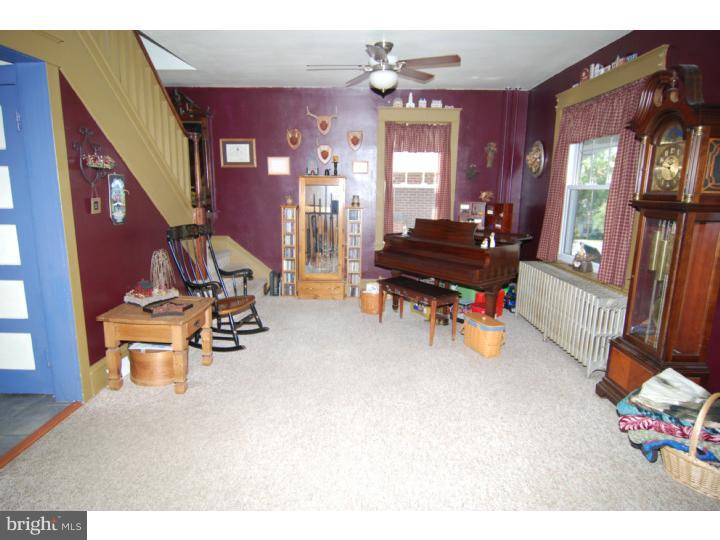 42 Pershing Boulevard Reading, PA 19607 - Photo 8 of 25 Gallery Image 8
