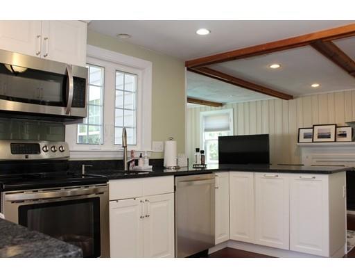 15 Palmer Road Beverly, MA 01915 - Photo 13 of 39