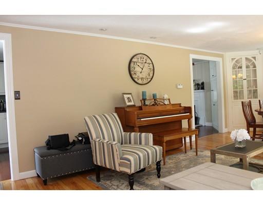 15 Palmer Road Beverly, MA 01915 - Photo 6 of 39