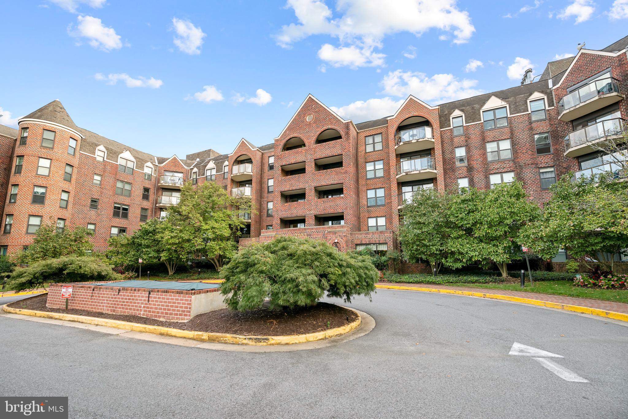 2100 Langston Boulevard, Unit 112 Arlington, VA 22201 - Photo 31 of 33 Building Exterior