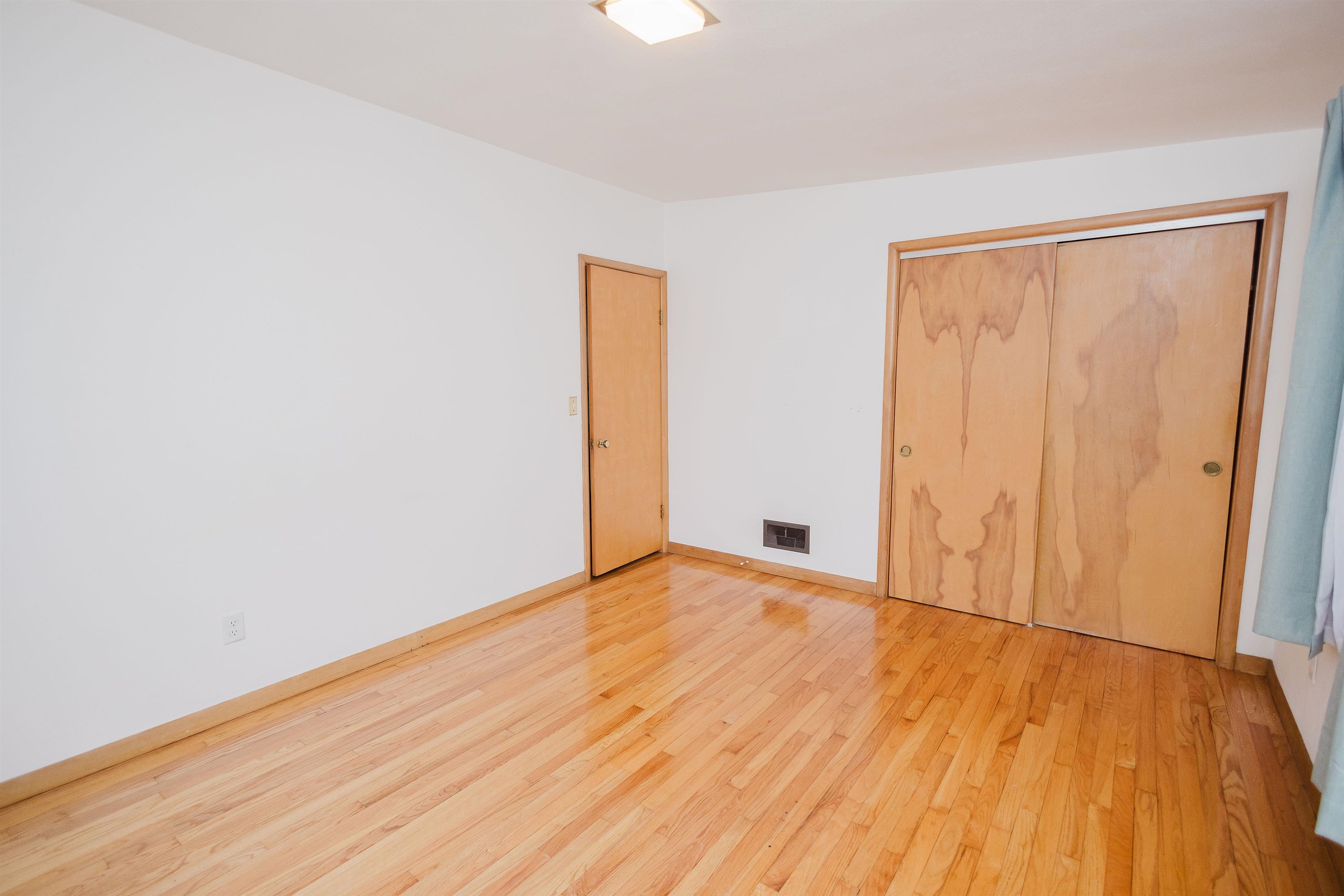 219 West Commerce Street Mineral Point, WI 53565 - Photo 22 of 39