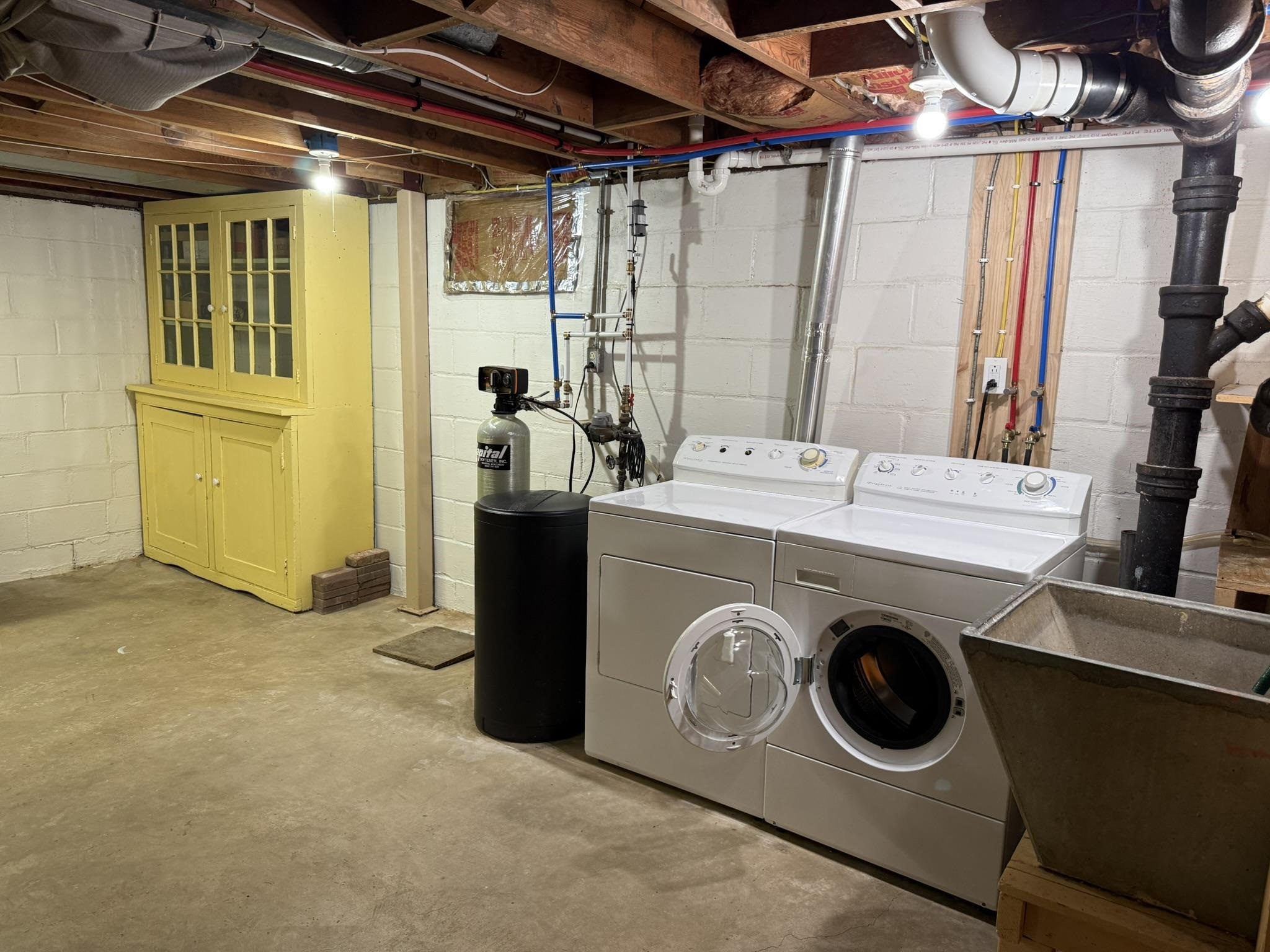 219 West Commerce Street Mineral Point, WI 53565 - Photo 31 of 39