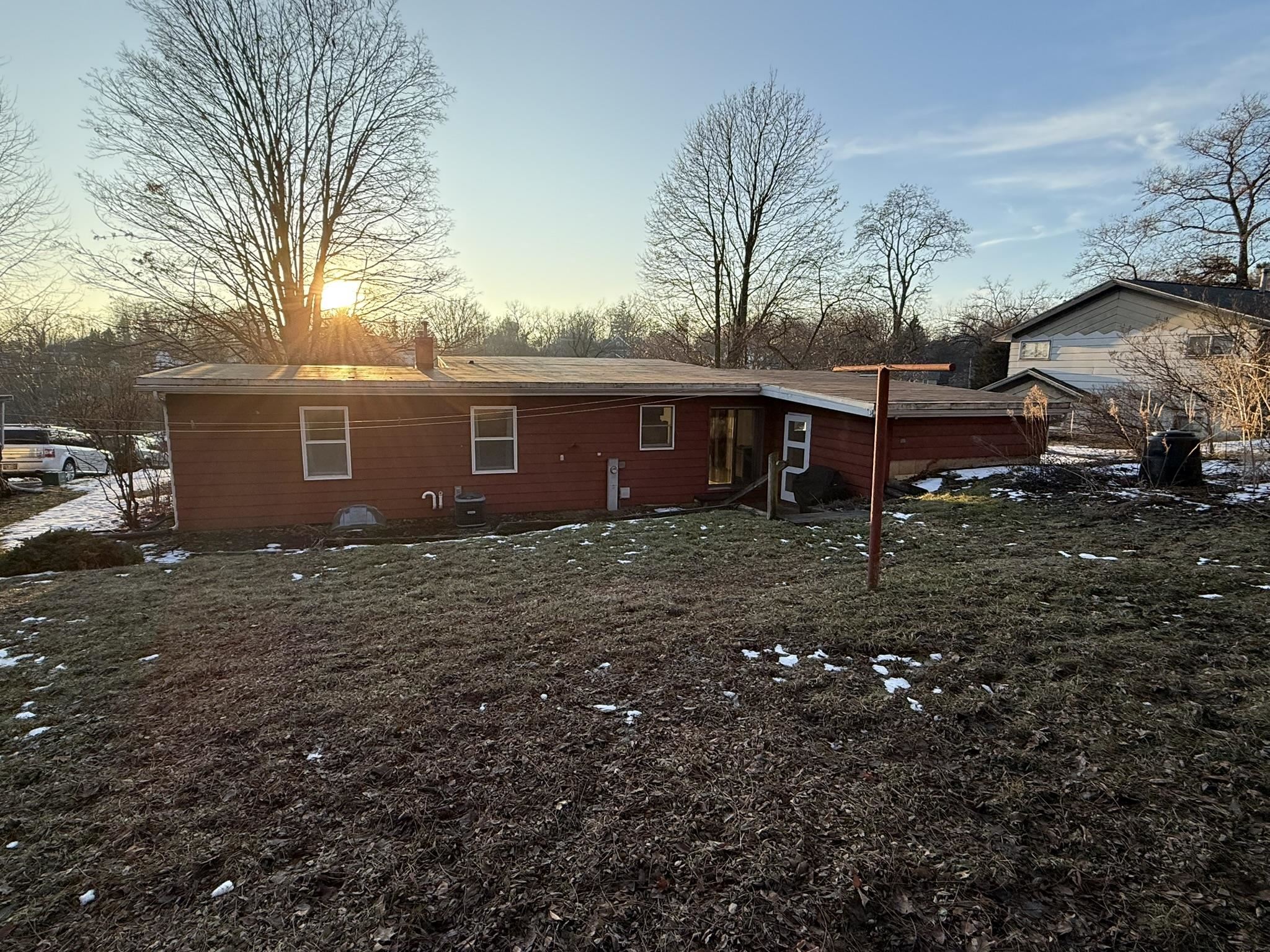 219 West Commerce Street Mineral Point, WI 53565 - Photo 4 of 39