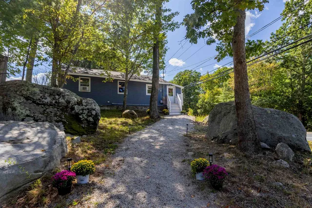 $379,900 | 303 Rte 13, Brookline, NH 03033