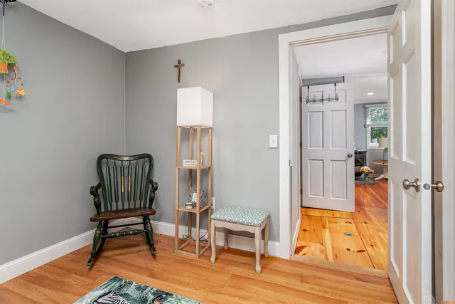 $379,900 | 303 Rte 13, Brookline, NH 03033