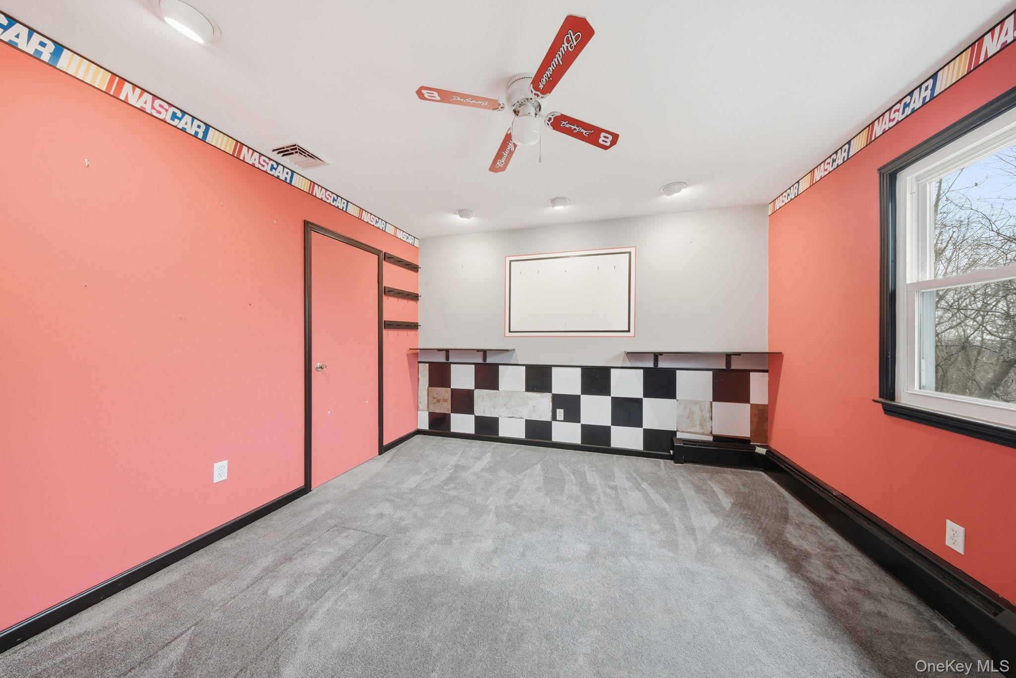 16 Mountain Avenue Middletown, NY 10940 - Photo 18 of 35 a kitchen with refrigerator and window