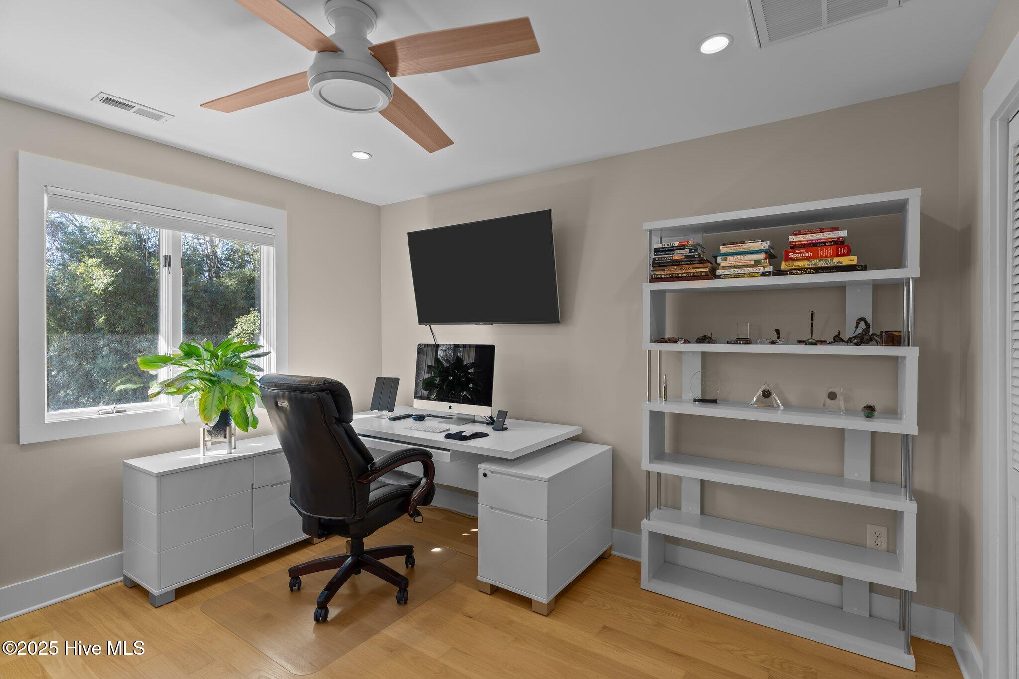 605 Ravenswood Road Hampstead, NC 28443 - Photo 31 of 55 Office