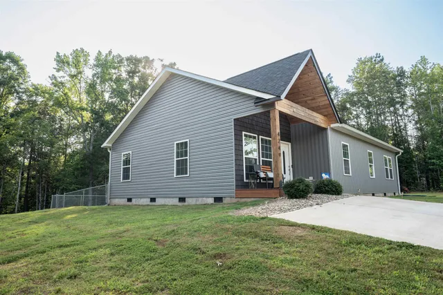 $285,990 | 4249 Buffalo-West Springs Highway, Jonesville, SC 29353