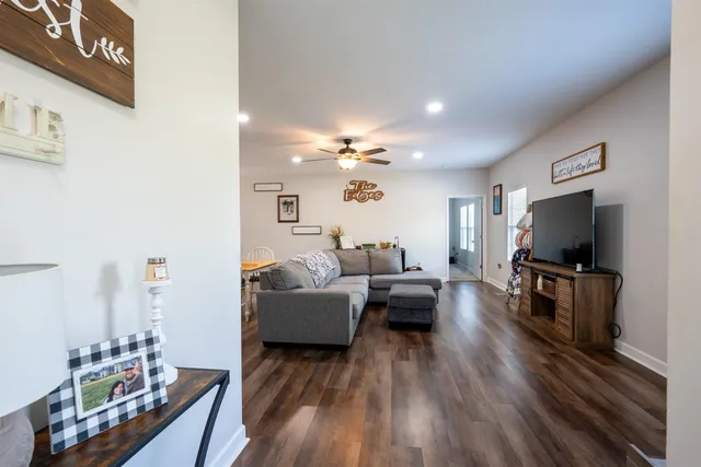 $285,990 | 4249 Buffalo-West Springs Highway, Jonesville, SC 29353