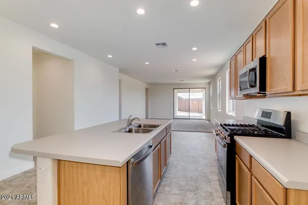 $2,050 | 1674 North Hester Trail, Casa Grande, AZ 85122