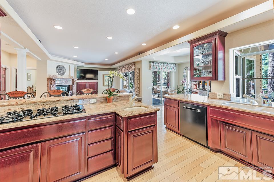 3245 Joy Lake Road Reno, NV 89511 - Photo 7 of 28 Photo 7