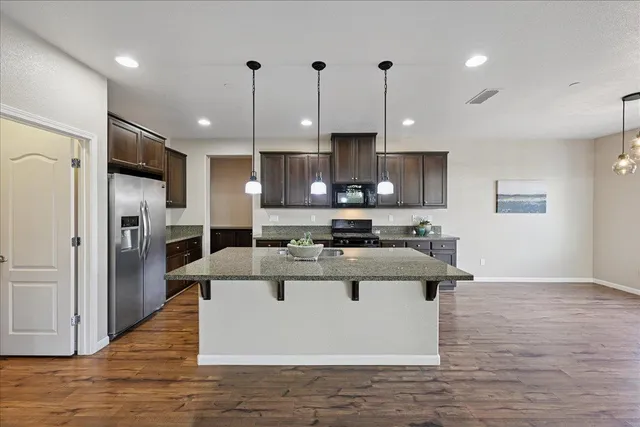 $749,900 | 706 Wagon Trail Way, Rocklin, CA 95765