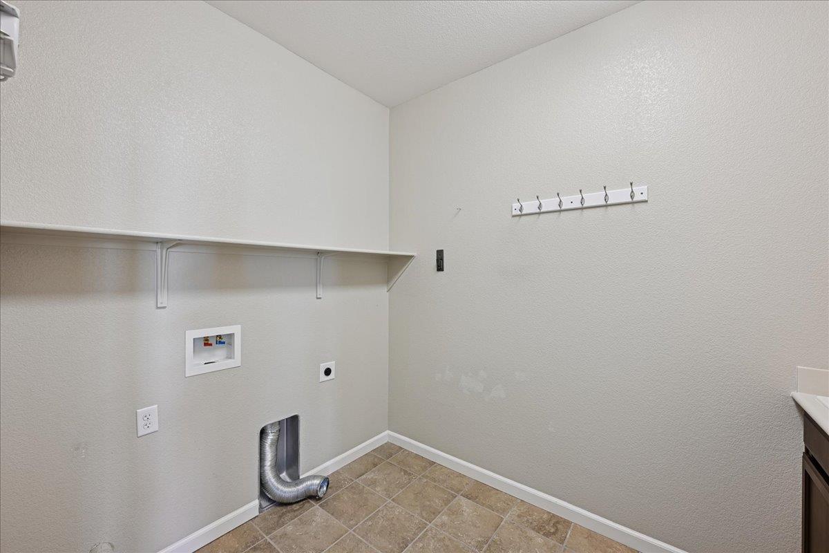 706 Wagon Trail Way Rocklin, CA 95765 - Photo 27 of 61 a view of utility room
