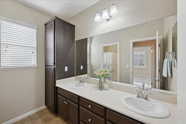 $749,900 | 706 Wagon Trail Way, Rocklin, CA 95765