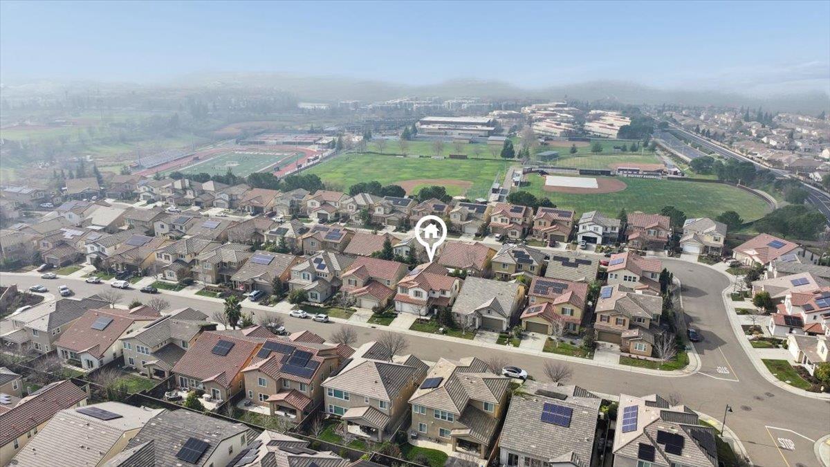 706 Wagon Trail Way Rocklin, CA 95765 - Photo 58 of 61 an aerial view of multiple house