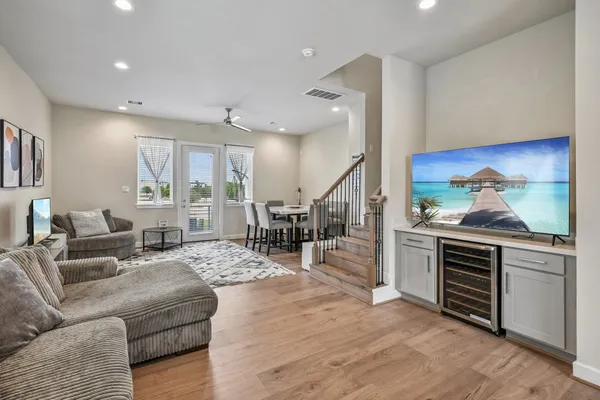 $3,800 | 6314 Nelson Falls Lane, Houston, TX 77008