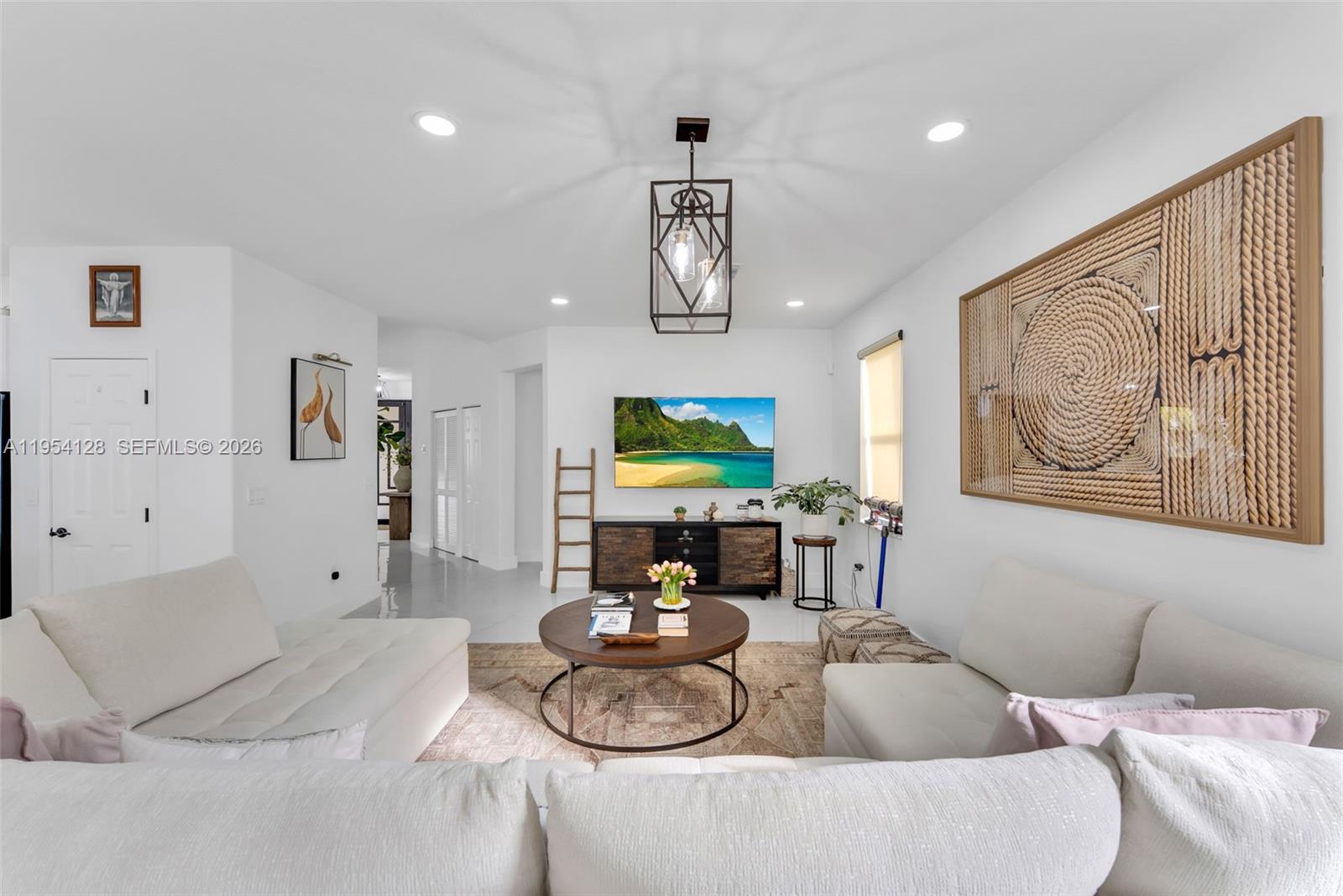 5262 Southwest 158th Avenue Miramar, FL 33027 - Photo 10 of 40