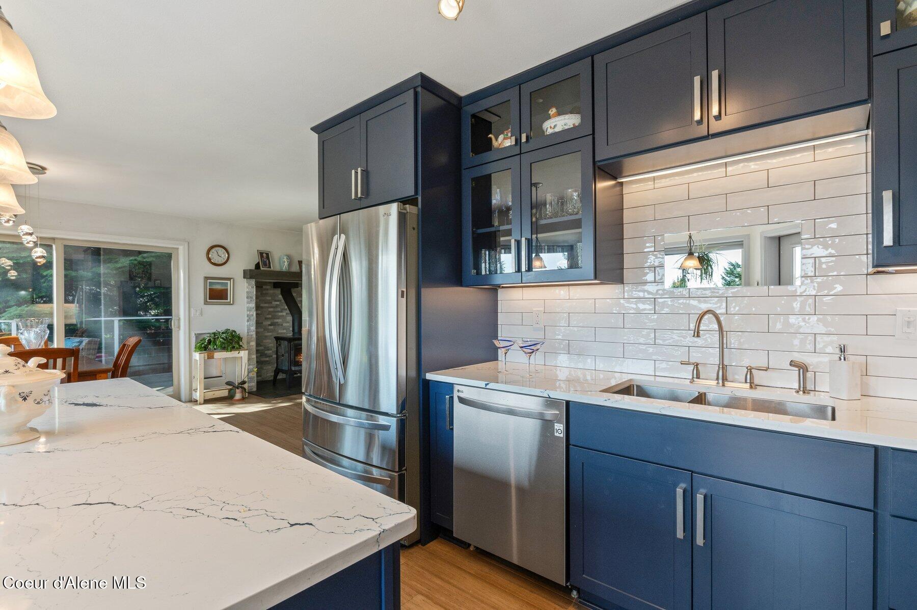 311 School Road Hope, ID 83836 - Photo 40 of 60 Chef's Gourmet Kitchen