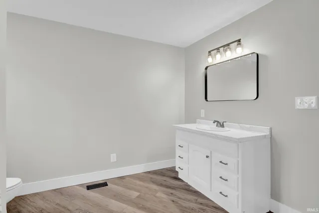 $539,900 | 9228 West County Road 25 South, French Lick, IN 47432