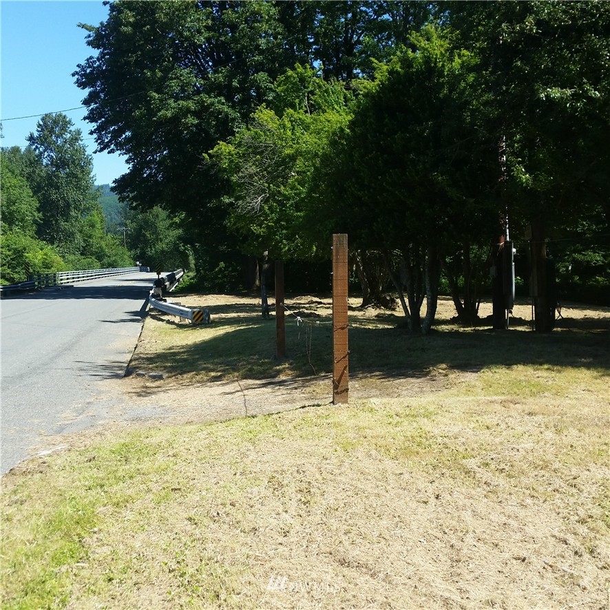 22329 Oso Loop Road Arlington, WA 98223 - Photo 11 of 13