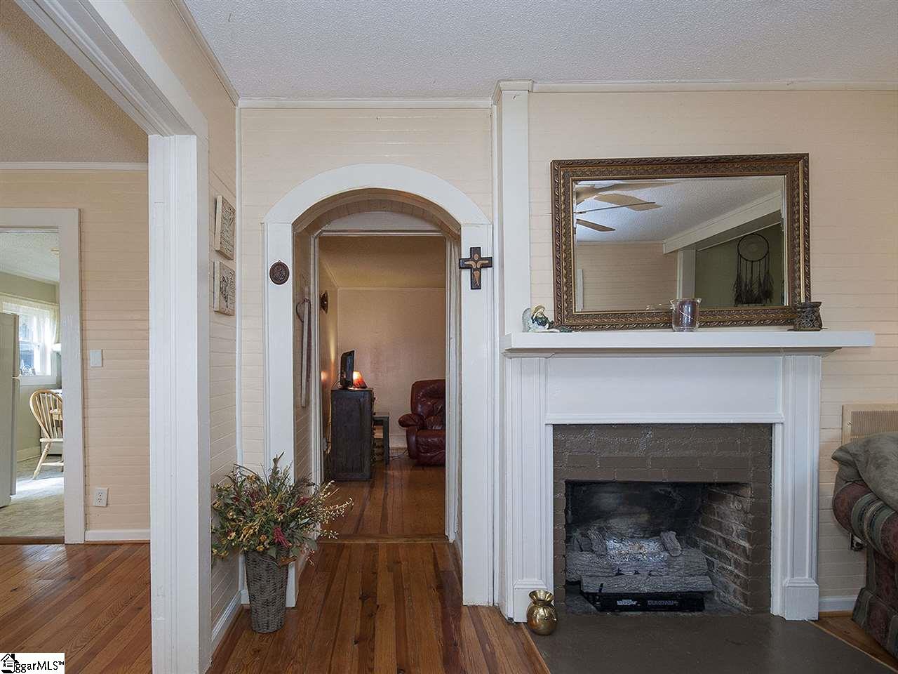 5801 Locust Hill Road Travelers Rest, SC 29690 - Photo 2 of 25 Gallery Image 2