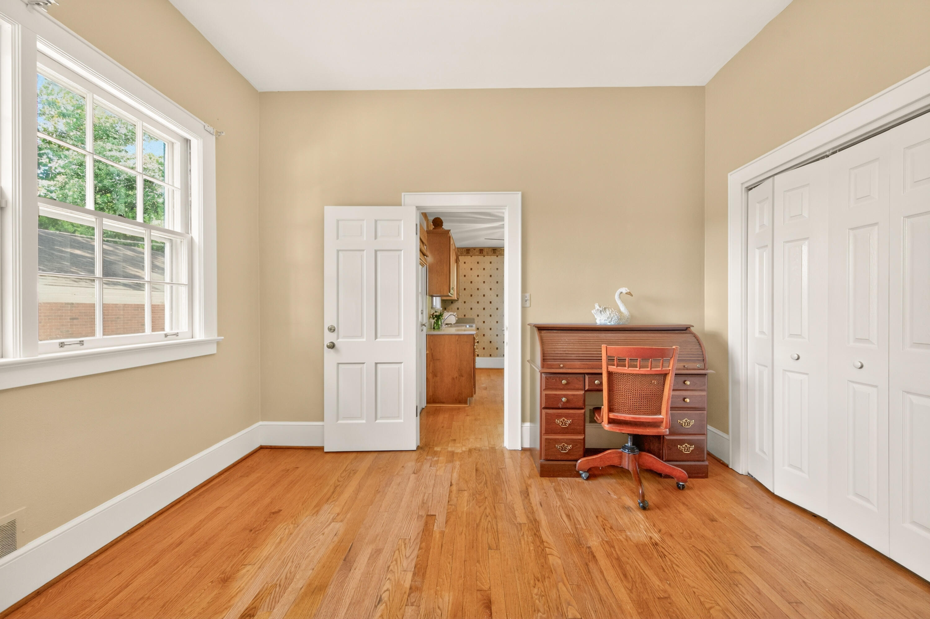 4322 Rosecrest Road Roanoke, VA 24018 - Photo 23 of 36 a view of a workspace with wooden floor and furniture