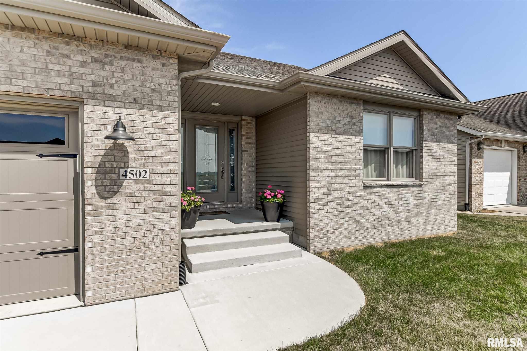 4502 Castle Pines Drive Springfield, IL 62711 - Photo 3 of 26 Gallery Image 3