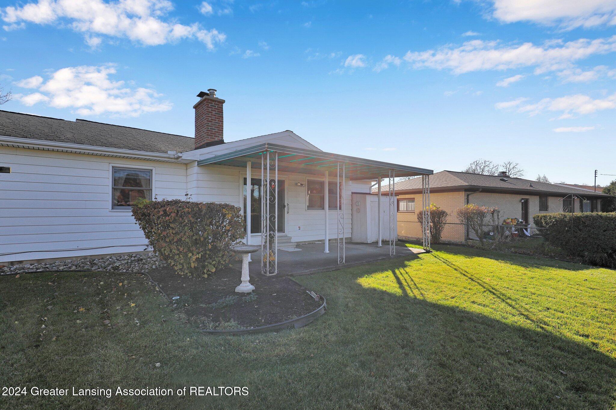 3412 Springbrook Lane Lansing, MI 48917 - Photo 27 of 35 32-web-or-mls-Open Ended Media-32