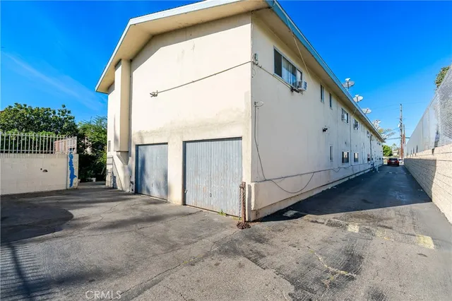 a view of a house with a patio