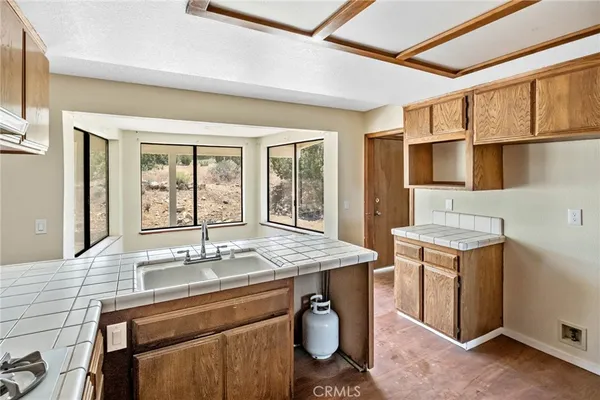 $580,000 | 9975 Desert View Road, Pinon Hills, CA 92372