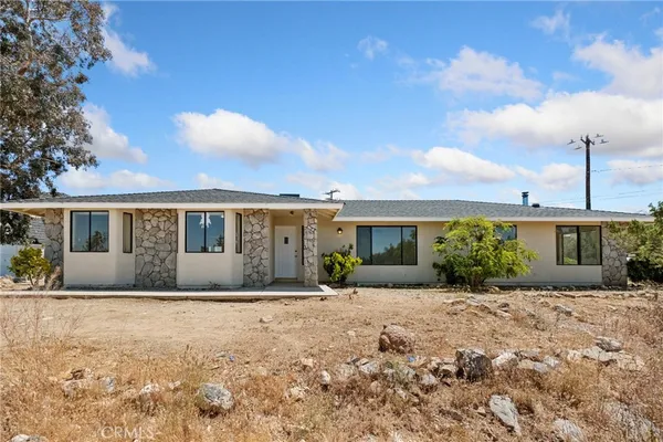 $580,000 | 9975 Desert View Road, Pinon Hills, CA 92372