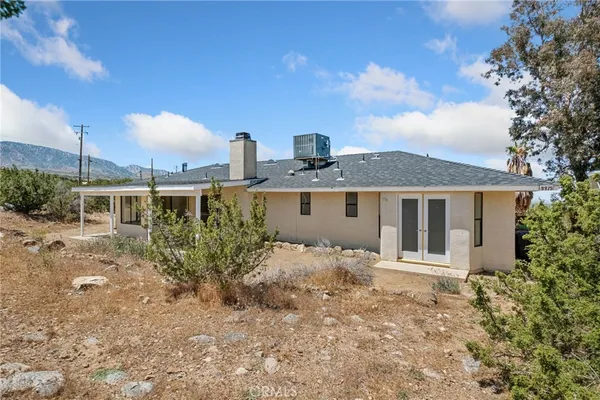 $580,000 | 9975 Desert View Road, Pinon Hills, CA 92372