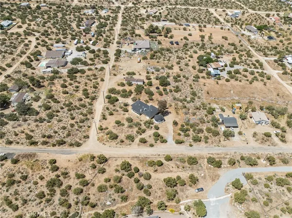 $580,000 | 9975 Desert View Road, Pinon Hills, CA 92372