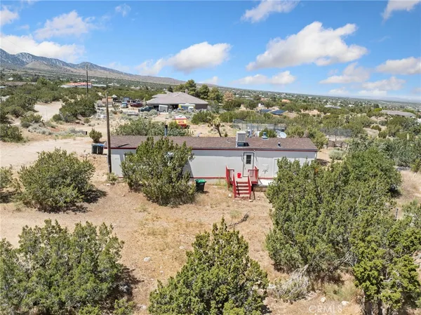 $580,000 | 9975 Desert View Road, Pinon Hills, CA 92372