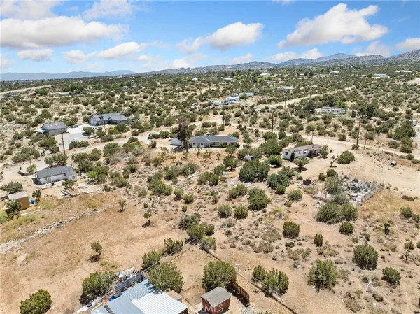 $580,000 | 9975 Desert View Road, Pinon Hills, CA 92372